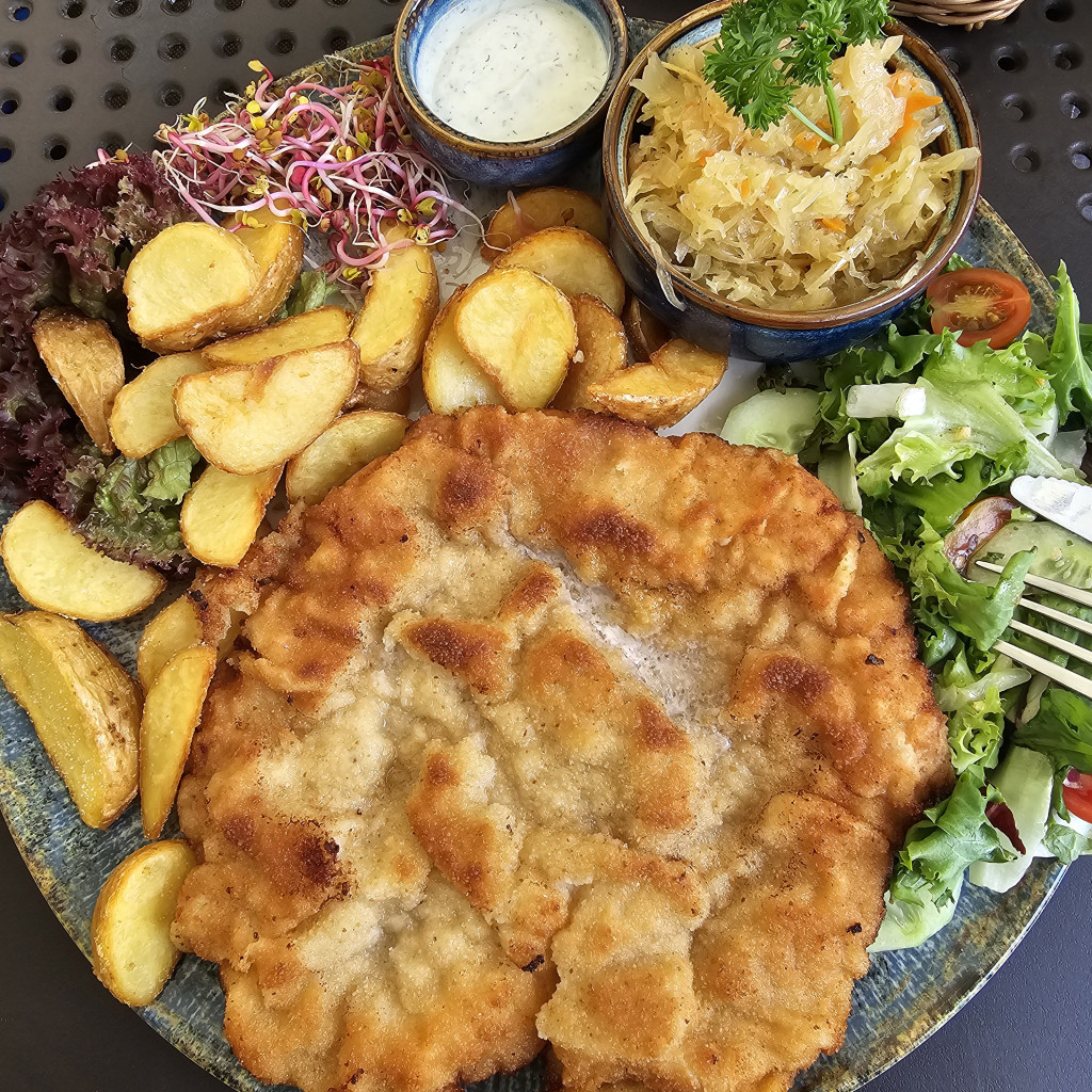 Restaurant image